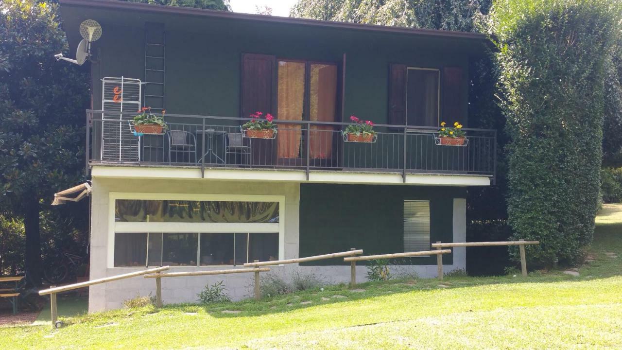 Romagnoli Family Cottage Ameno Eksteriør billede